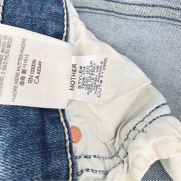 MOTHER The Mid Rise Dazzler Ankle Fray Denim Jeans in We The Animals | Sz 27 - Picture 12 of 14